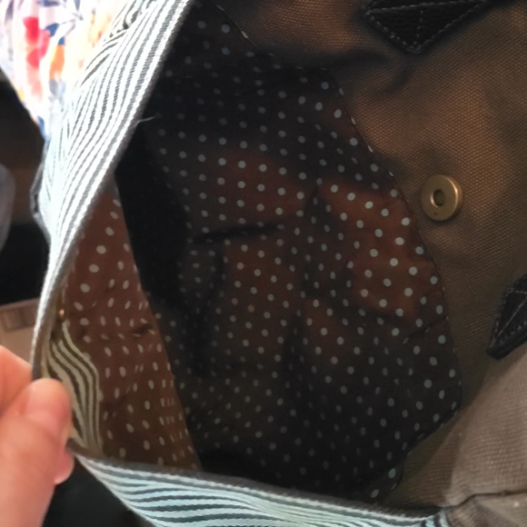 Chala sloth large tote handbag lightly used. - Picture 8 of 11